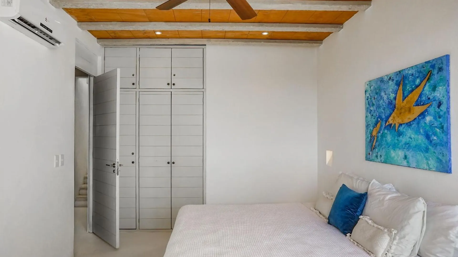 Saasil Penthouse Rooftop Pool Τουλούμ
